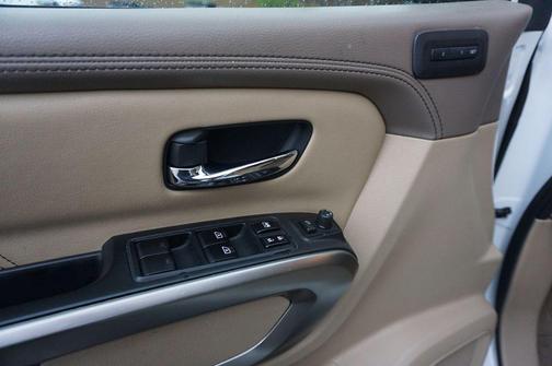 2015 Nissan Armada Platinum