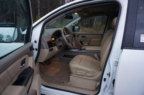 2015 Nissan Armada Platinum