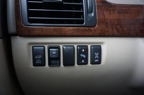 2015 Nissan Armada Platinum