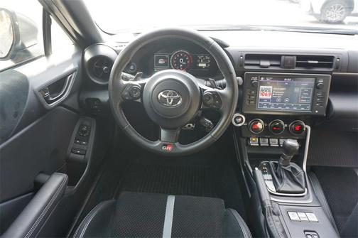 2022 Toyota GR86 Premium