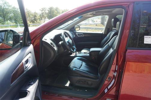 2015 Nissan Pathfinder SL