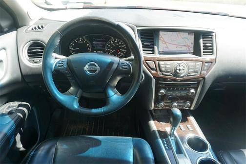 2015 Nissan Pathfinder SL