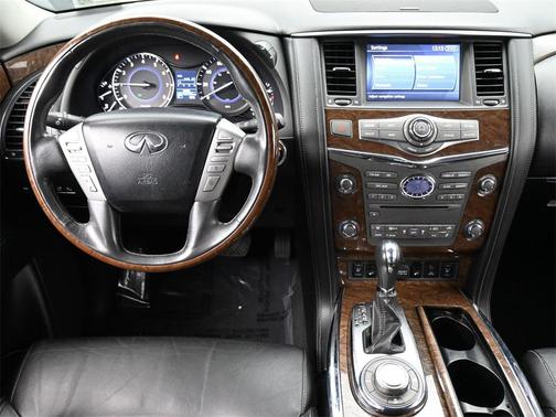 2016 INFINITI QX80 Base