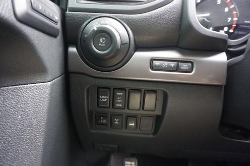 Glacier White 2022 Nissan Titan PRO-4X