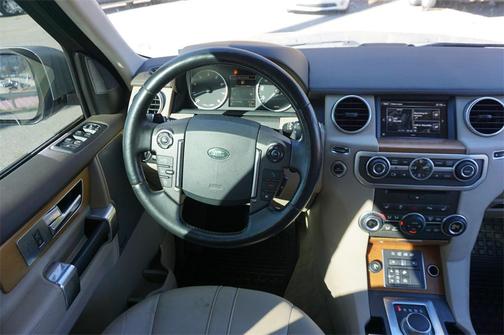 2016 Land Rover LR4 Base