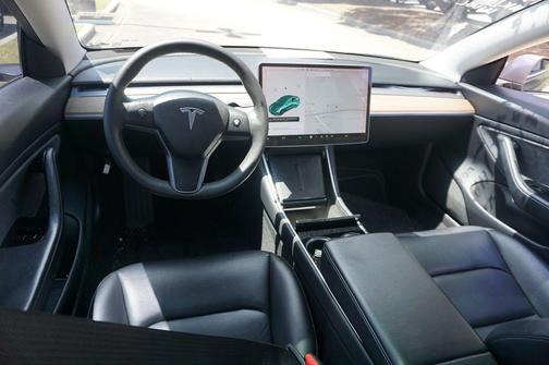 Midnight Silver Metallic 2019 Tesla Model 3 Standard Range Plus