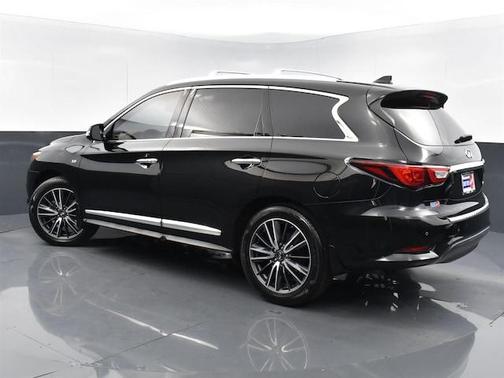 Photo 3 of 44 of 2017 INFINITI QX60 Base