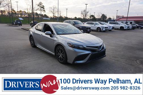 2024 Toyota Camry Hybrid SE