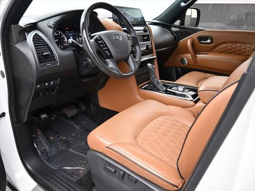 2024 INFINITI QX80 SENSORY AWD