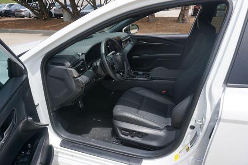 Wind Chill Pearl 2025 Toyota Camry XSE