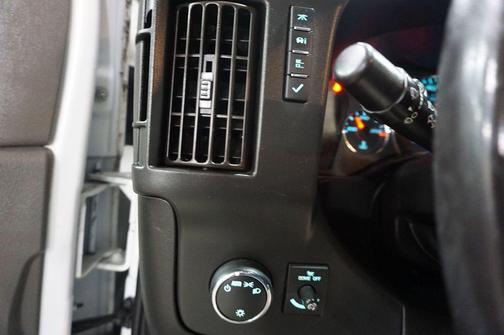 2020 Chevrolet Express 2500 RWD 2500 Regular Wheelbase WT