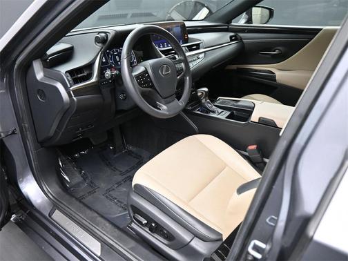 2019 Lexus ES 350 Base