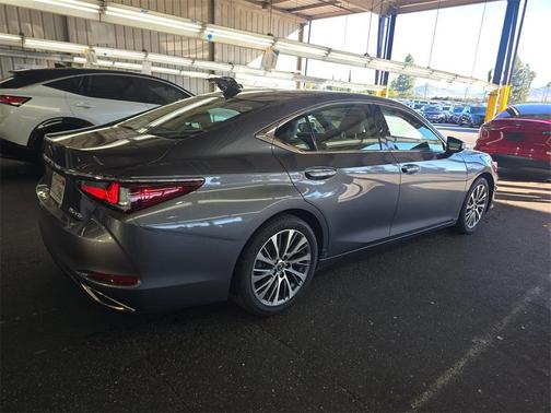 2019 Lexus ES 350 Base