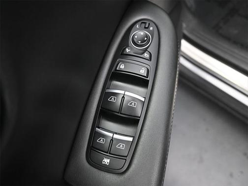 2022 INFINITI QX50 LUXE AWD