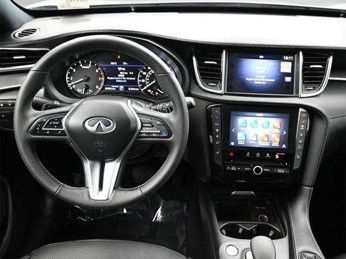 2022 INFINITI QX50 LUXE AWD