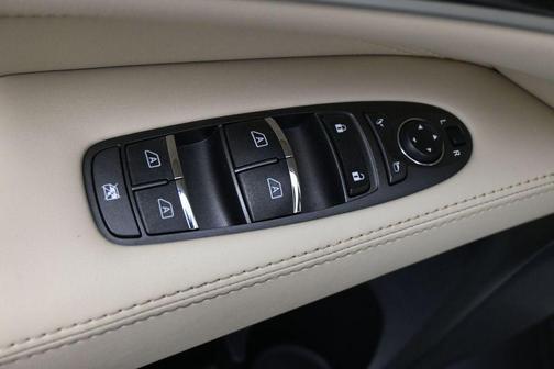 Majestic White 2016 INFINITI QX60 Base