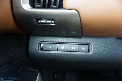 2023 Nissan Pathfinder Platinum FWD