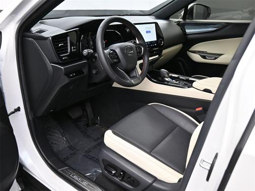 2024 Lexus NX 250 Premium
