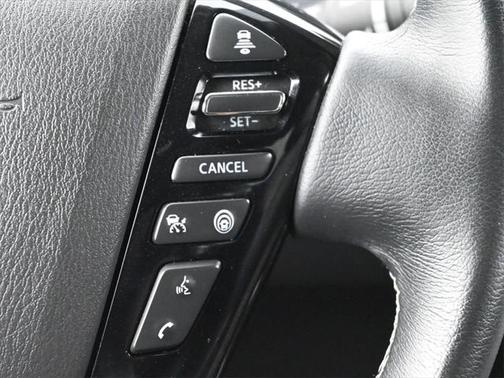 2023 INFINITI QX80 Luxe