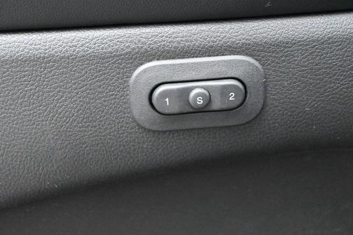 Diamond Black Crystal Pearlcoat 2017 Jeep Grand Cherokee Limited