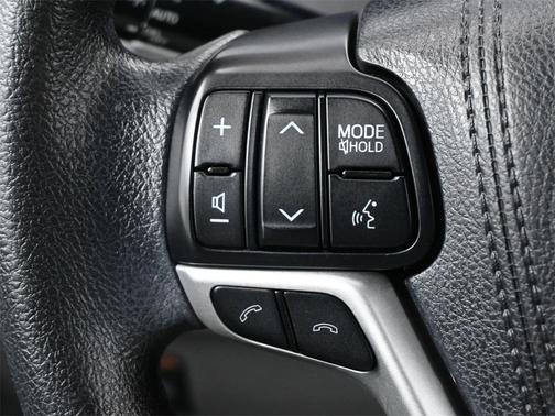 2018 Toyota Sienna LE