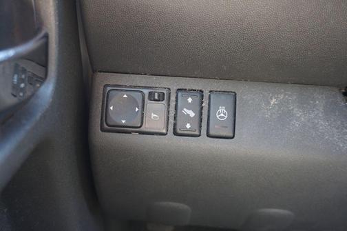 Silver 2012 Nissan Pathfinder LE