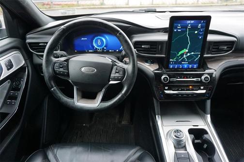 2021 Ford Explorer Platinum