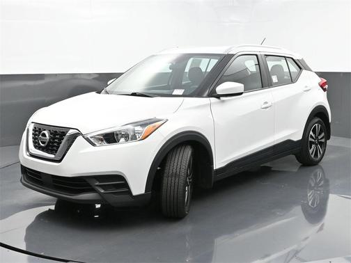 2020 Nissan Kicks SV