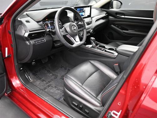 2023 Nissan Altima SR FWD