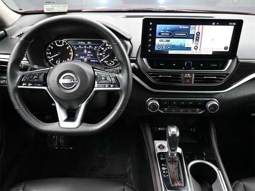 2023 Nissan Altima SR FWD