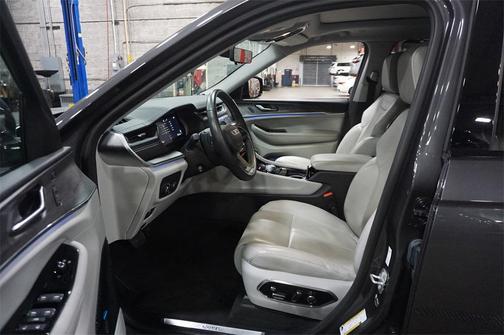 2022 Jeep Grand Cherokee Overland
