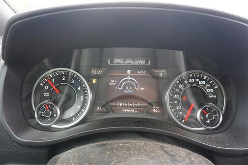 2022 RAM 2500 Laramie Crew Cab 4x4 6'4' Box