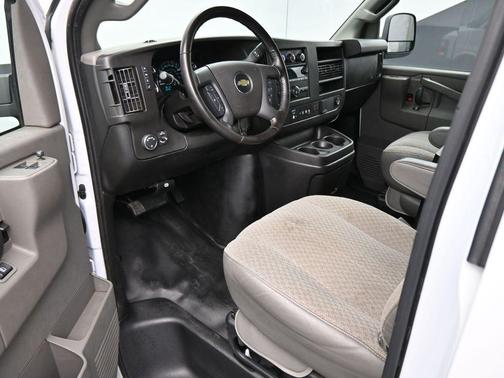 2020 Chevrolet Express 2500 RWD 2500 Regular Wheelbase WT