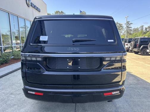 Gloss Black 2026 Jeep Grand Wagoneer Base