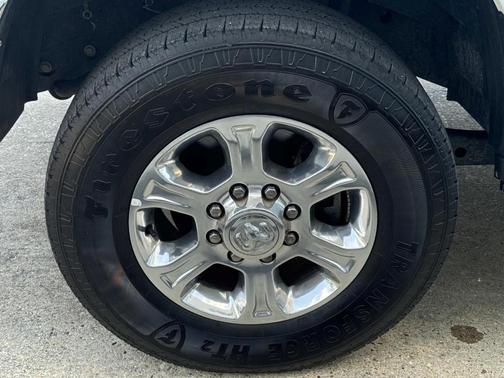 Bright White Clearcoat 2024 RAM 2500 Big Horn