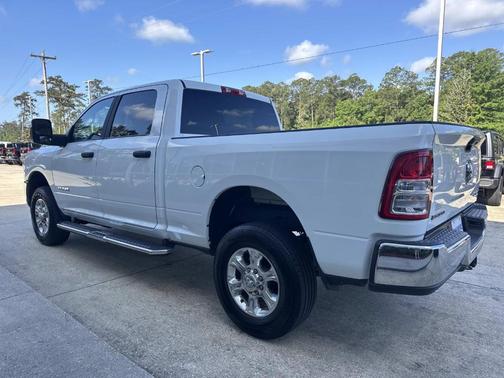 Bright White Clearcoat 2024 RAM 2500 Big Horn