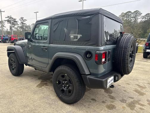 2025 Jeep Wrangler Sport