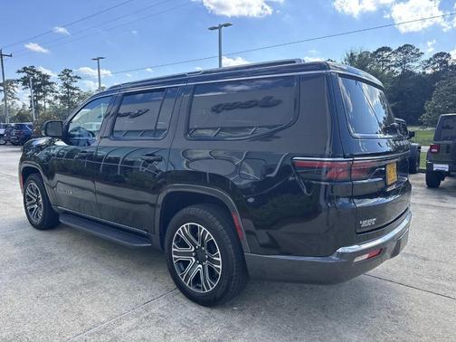 Diamond Black 2022 Jeep Wagoneer Series III