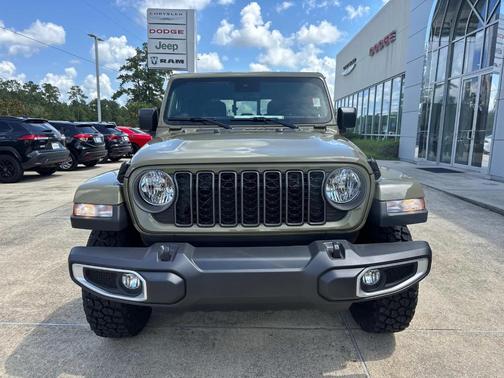 2025 Jeep Gladiator Sport