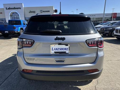 2022 Jeep Compass Altitude