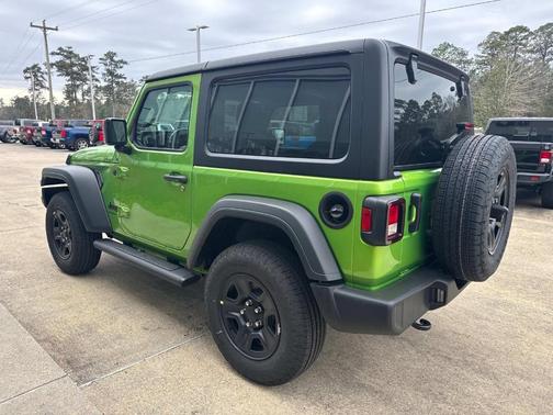 2025 Jeep Wrangler Sport