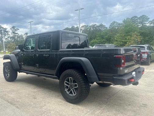 2025 Jeep Gladiator Mojave