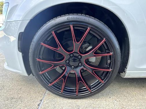 2023 Chrysler 300 Touring L