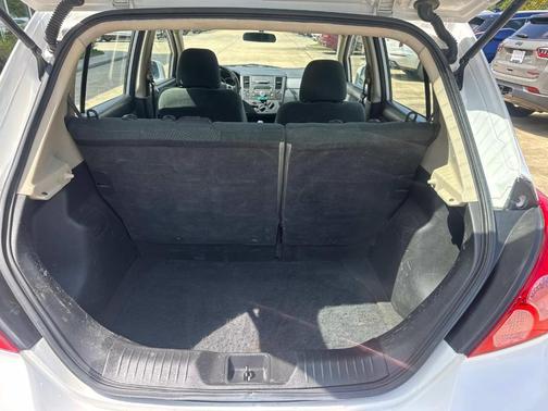 2012 Nissan Versa 1.8 S