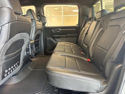 Silver Zynith 2026 RAM 1500 RHO