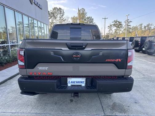 2021 Nissan Titan PRO-4X