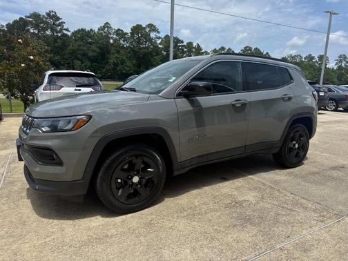 2023 Jeep Compass Latitude