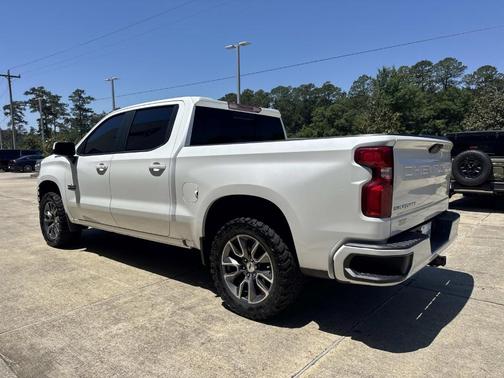 Iridescent Pearl Tricoat 2020 Chevrolet Silverado 1500 RST