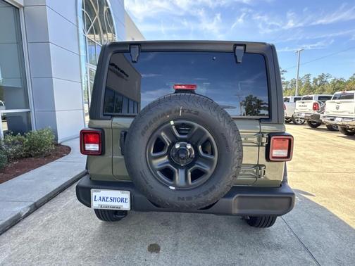 2026 Jeep Wrangler Sport