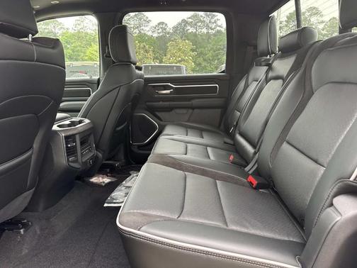 Granite Crystal Clearcoat Metallic 2026 RAM 1500 Laramie